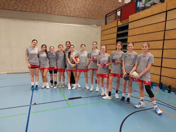 PHOTO-2025-12-06-20-18-48-1-700×525